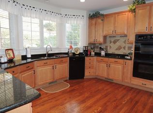 7151 Barry Rd, Alexandria, VA 22315