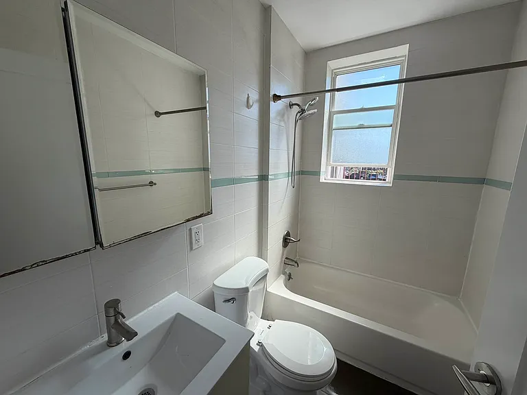 490 Ocean Pkwy #72 — Photo 11
