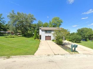 885-885 887 Easton Pkwy #1, Rockford, IL