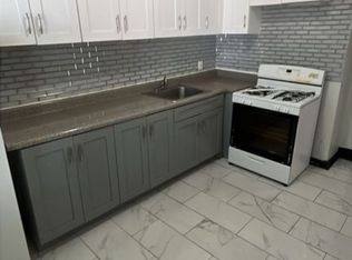 45 Treacy Ave #2R, Newark, NJ 07108