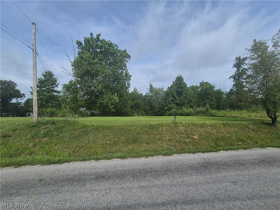 1st image of 1129-1130 Cinnamon Dr