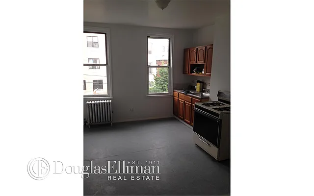 Rented by Douglas Elliman | media 15