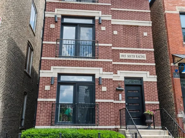 1915 S Racine Ave APT 3, Chicago, IL 60608
