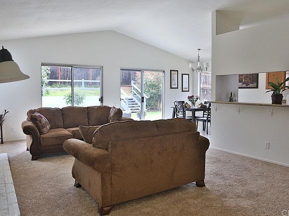 4th image of 13361 Lantana Ave
