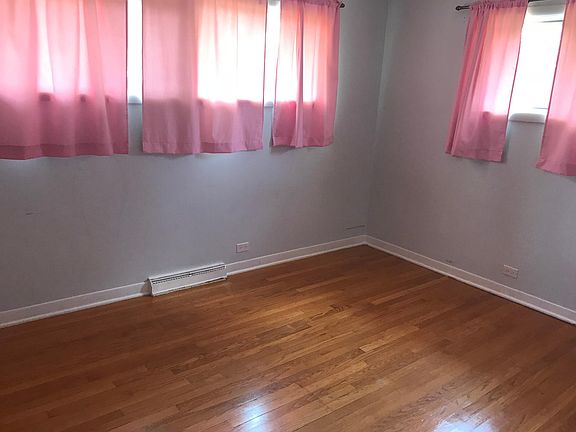 4th image of 339 W Pleasant Hill Blvd