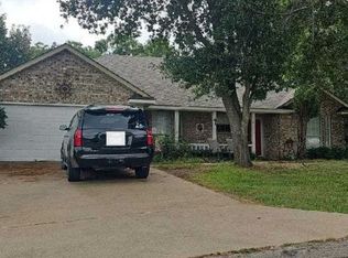 615 Rosewood Pl, Joshua, TX 76058