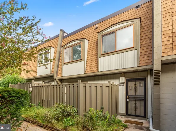 7907 Casa Grande Pl #121D, Alexandria, VA 22309