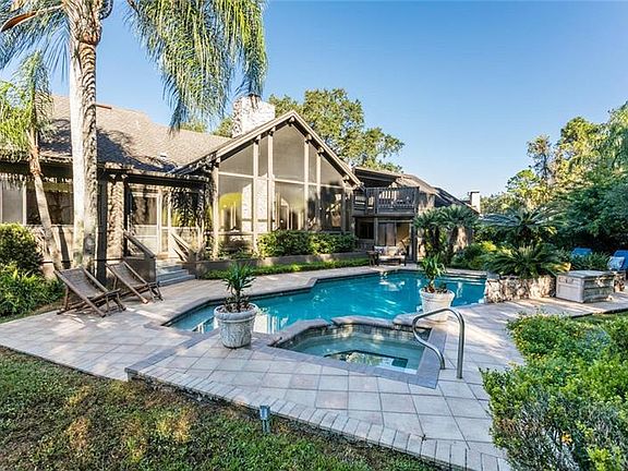 3rd image of 11803 Carrollwood Village Cv