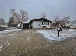 541 S Forest Dr, Casper, WY 82609