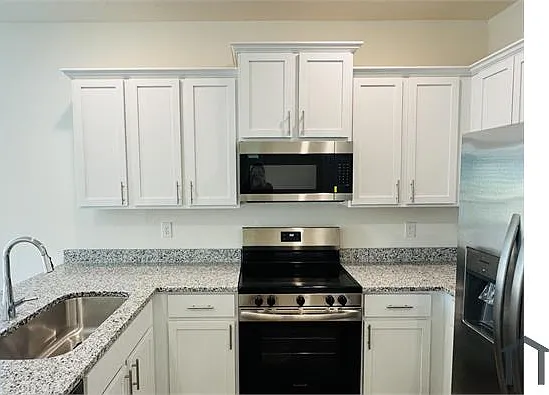 4 bed, 1504 sqft, $2,075 — Photo 3