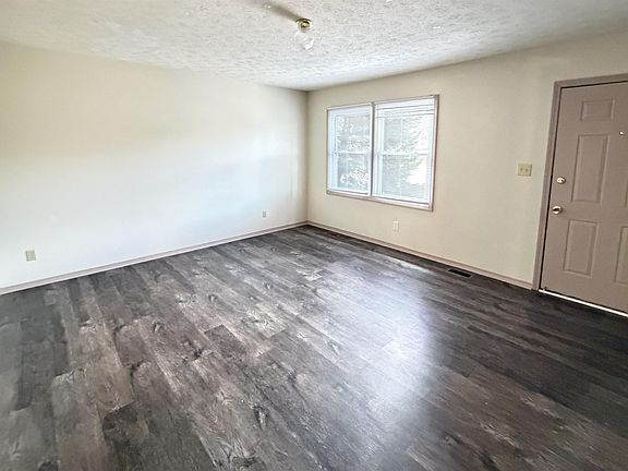 2nd image of 1377 W Allen St #E5