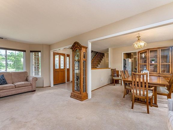 2nd image of 1050 Porter Dr
