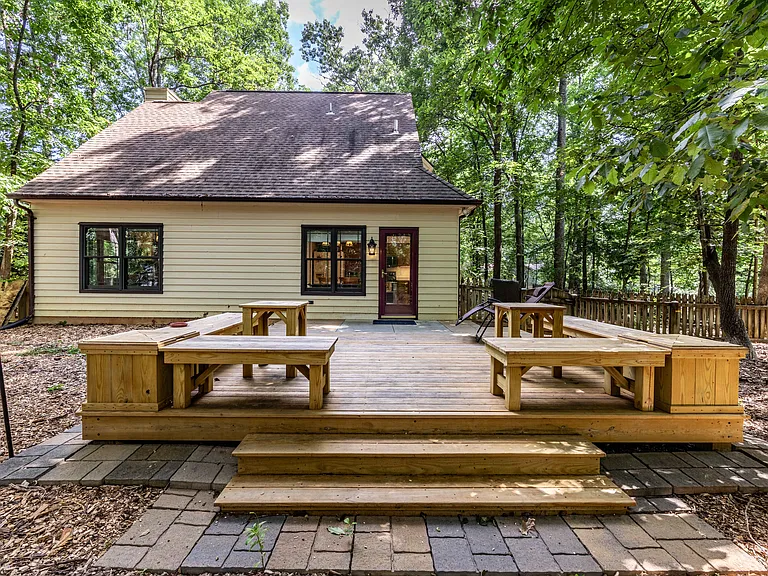 32 Estes Ct — Photo 18