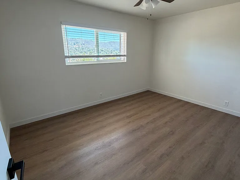 9420 Emerald Grove Ave #1 — Photo 8