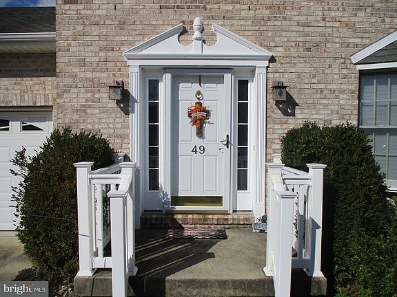 2nd image of 49 Marble House Dr