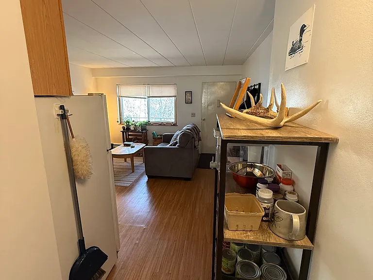1 Maplewood Rd #204 — Photo 4