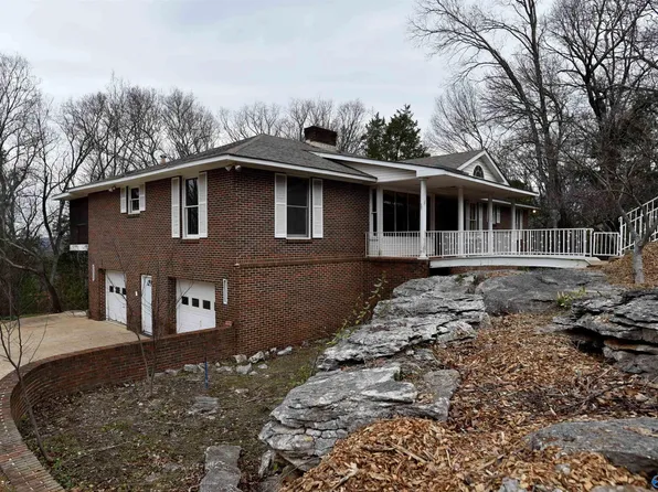 819 Tannahill Dr SE, Huntsville, AL 35802