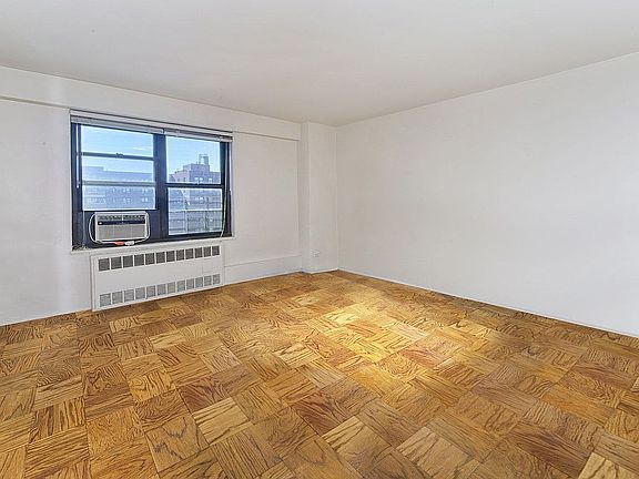 5th image of 383 Grand St #L1806