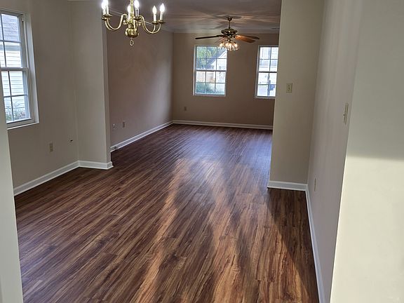 Living room / dining room into eat-in kitchen