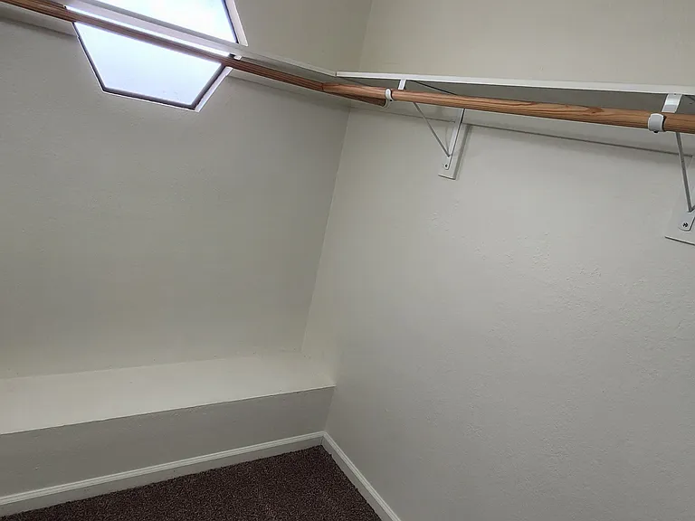 324 W Chestnut Ave — Photo 10