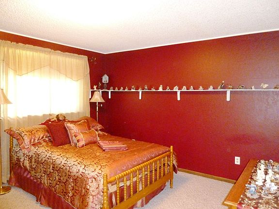 5th image of 4205 S Sunderland Dr