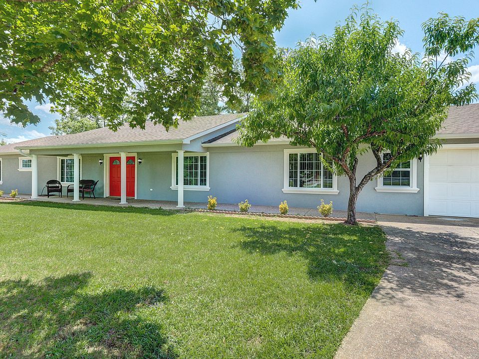 1st image of 123 Charming Heights Dr