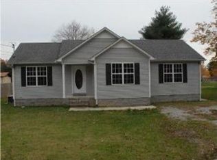 2408 E Lincoln St, Tullahoma, TN 37388