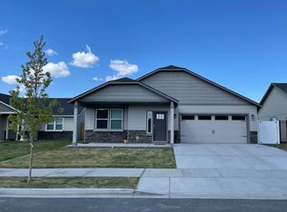 1414 E Nen Dr, Moses Lake, WA 98837