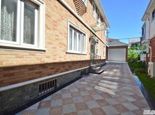 64-27 229th St, BAYSIDE, NY 11364