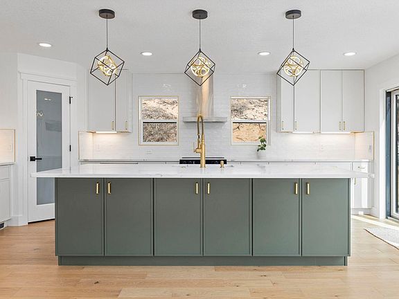 2nd image of 1406 Pika Rd