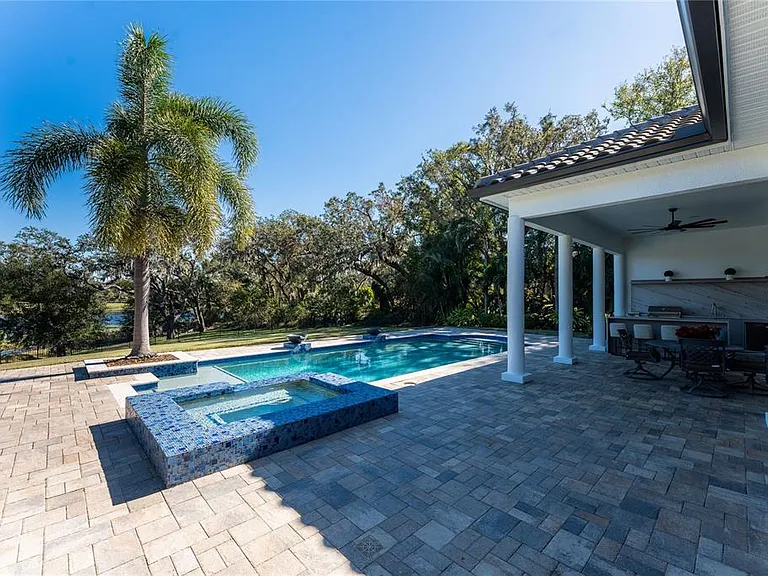 2041 Lake Fischer Cove Ln — Photo 45