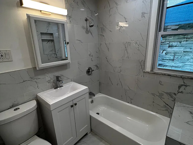 69 Trimble Ave #2 — Photo 4