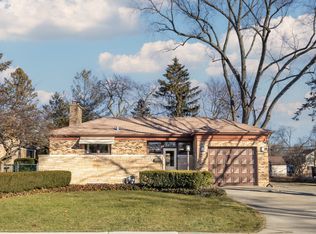 407 N Lincoln Ln, Arlington Heights, IL