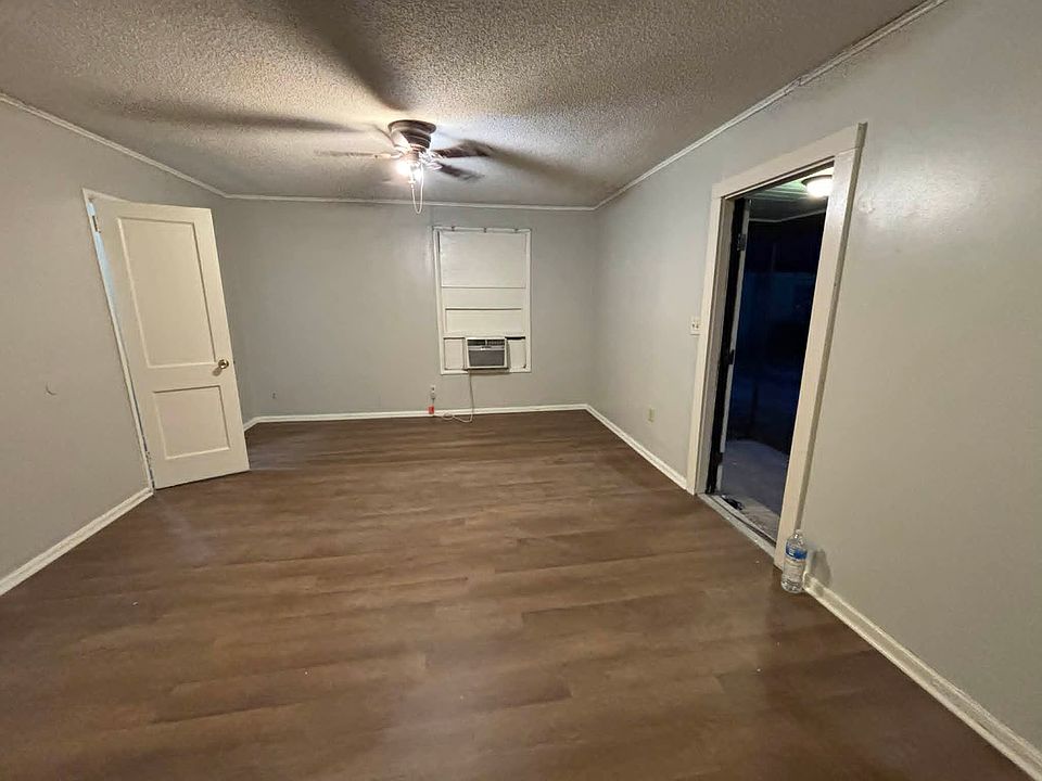 1st image of 1730 Telfair St #B