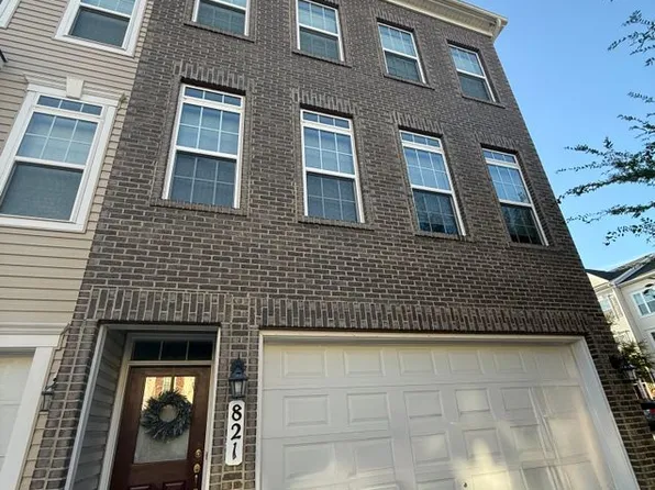 821 Savile Row Ter, Purcellville, VA 20132