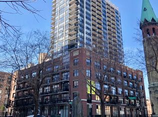 210 S Des Plaines St #1907, Chicago, IL 60607