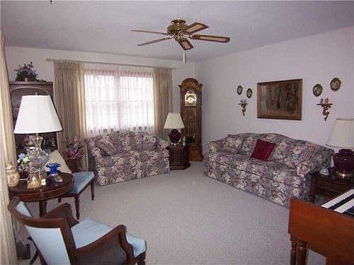 1st image of 302 Glendale Dr