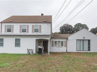 64 Vanner St, Johnston, RI 02919