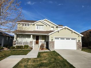 2352 S Shorewood Dr, Saratoga Springs, UT 84045