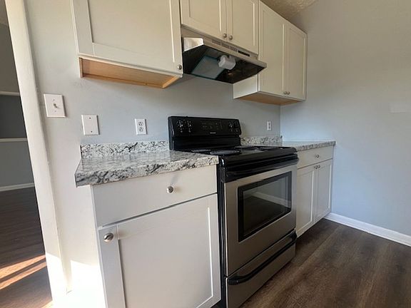 5th image of 3392-21 Galleria Pl
