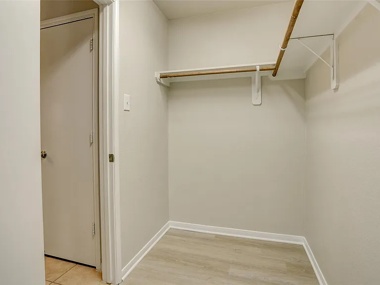 822 Crabapple Way — Photo 13