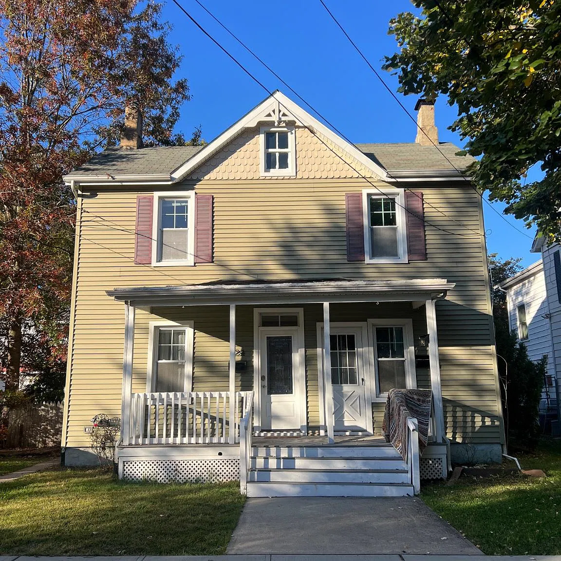 2 bed, 1.0 bath, 1578 sqft, $2,200 — Photo 1