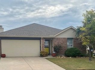 14237 Zamora Ln, Fort Worth, TX 76107