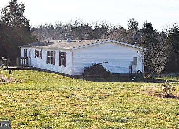 3rd image of 538 Whispering Echos Dr