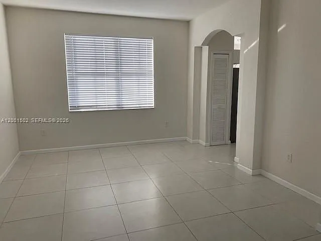 16568 SW 54th St — Photo 16