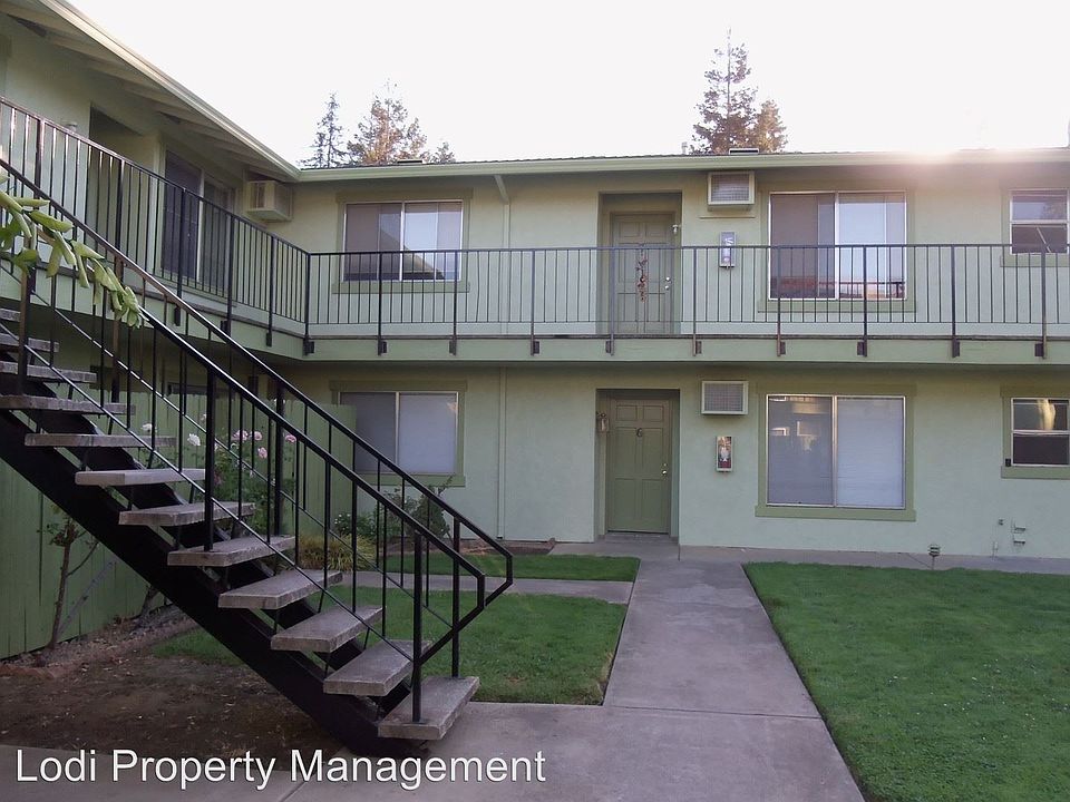 2nd image of 2440 Cochran Rd APT 4