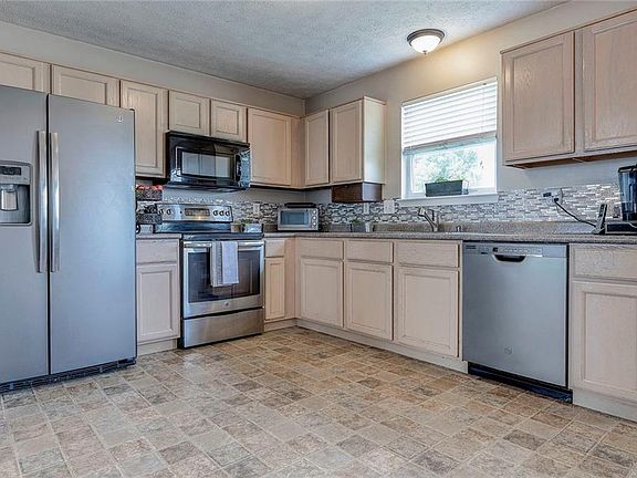 5th image of 6080 Honeywell Dr