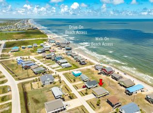 315 Seashell Dr, Freeport, TX 77541