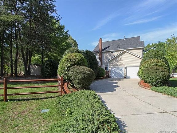 2nd image of 15134 Wiltshire Manor Dr
