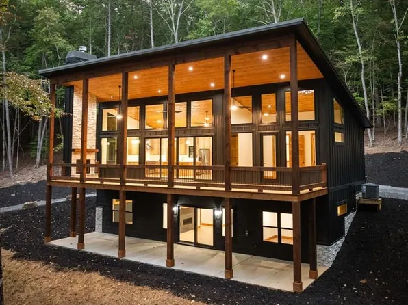 225 Goldmine Rd, Morganton, GA 30560